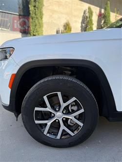 جیپ L گراند شیرۆکی